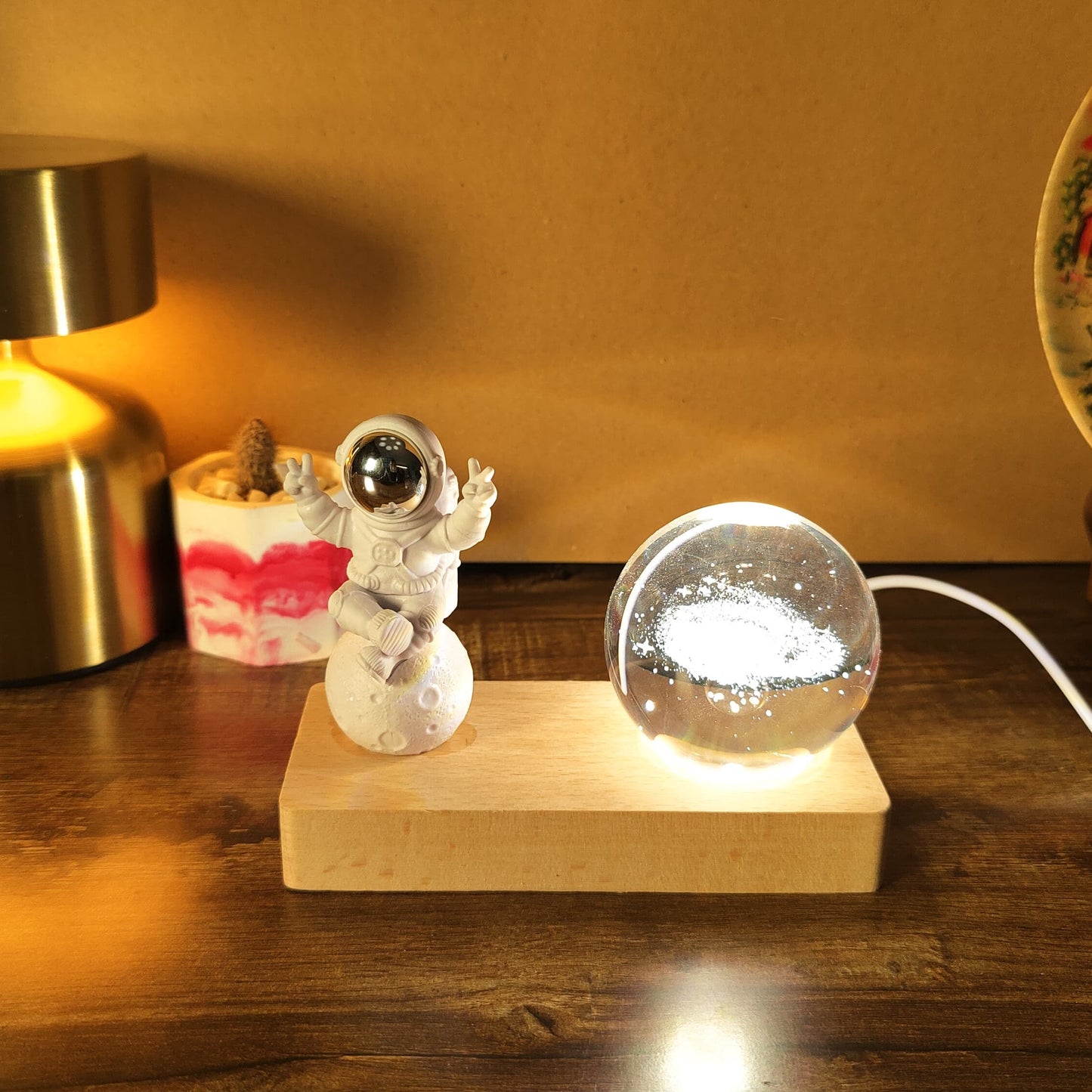 Astronaut Moon Lamp with Crystal Globe – Unique Decorative Night Light