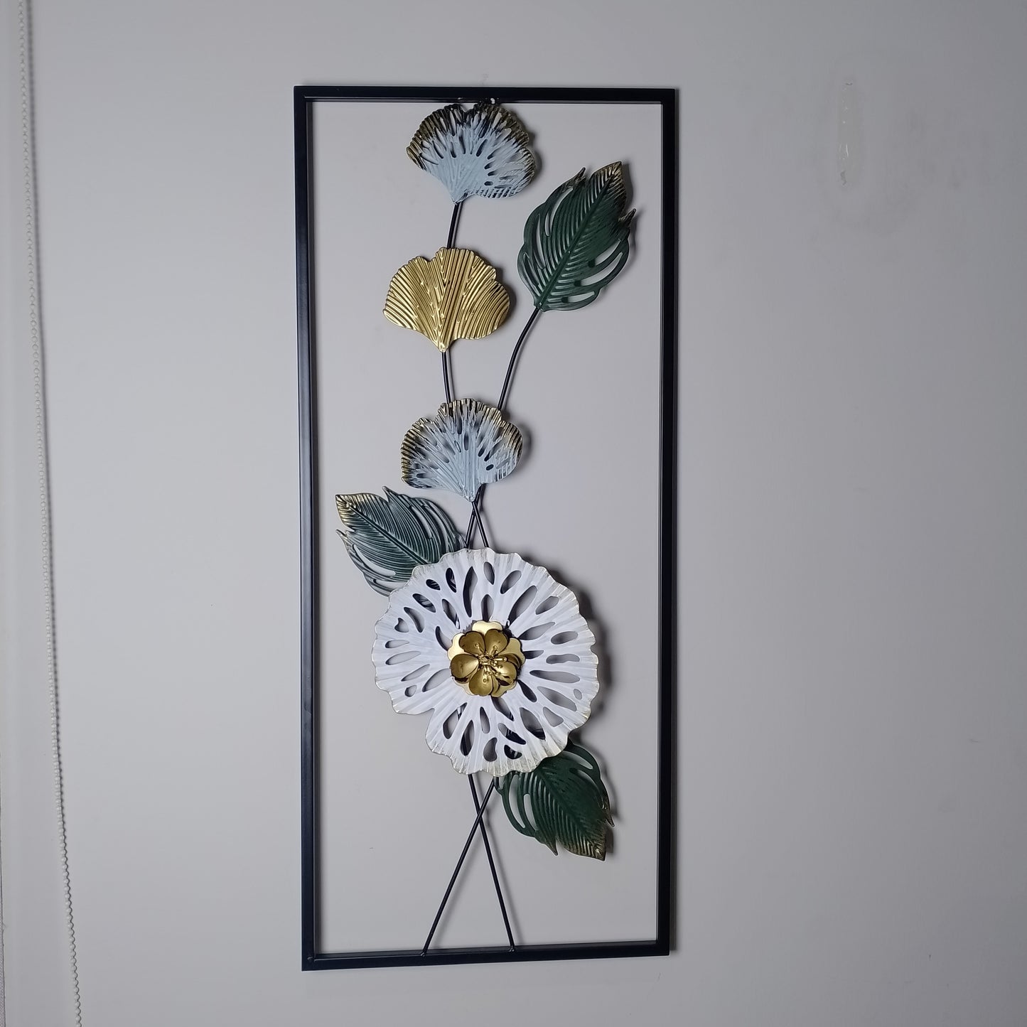 3D Metal Flower Frame Wall Art - Decorative Frame for Home & Office in Multiple Sizes & Shapes