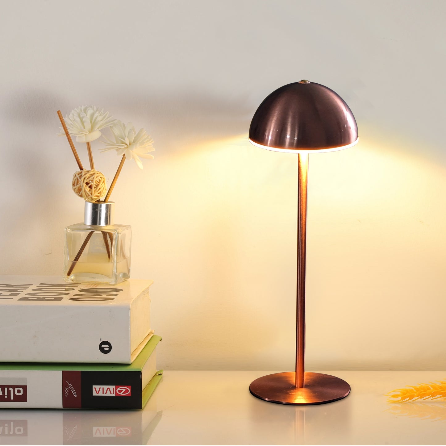 Modern Minimalist Copper Finish LED Table Lamp - Sleek Design for Home & Office Décor