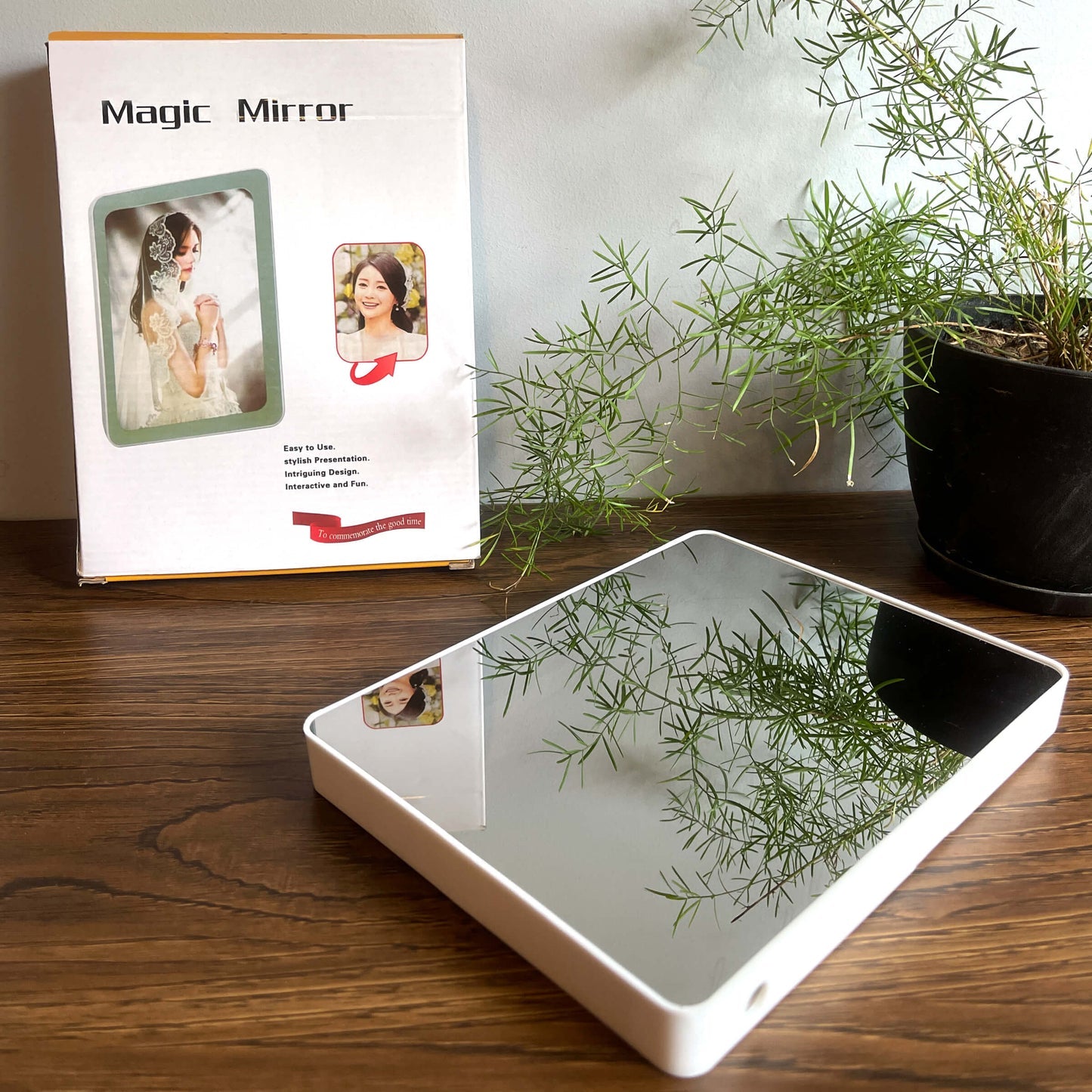 LED Photo Frame & Mirror Combination Elegant Light-Up Display for Photos & Reflection Perfect for Home Decor, Weddings, and Gifts (Square Shape)