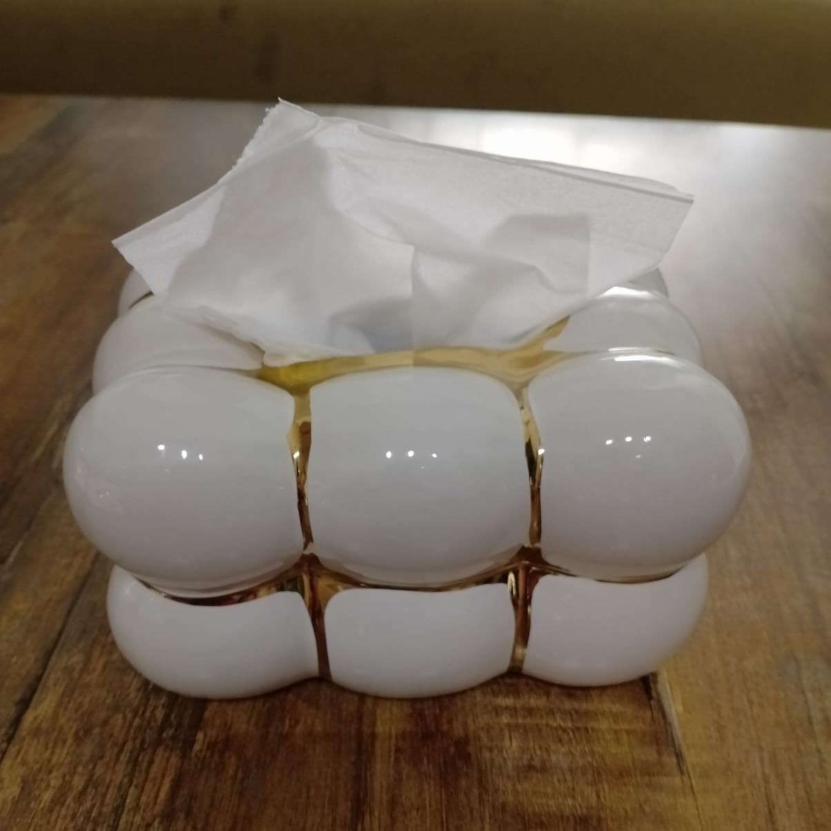 Elegant Ceramic Tissue Box – Modern Decorative Holder