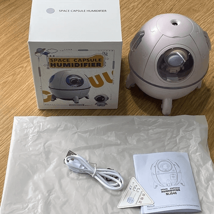 Astronaut Cool Mist Humidifier Big Spray Colorful Lights and Adorable Design